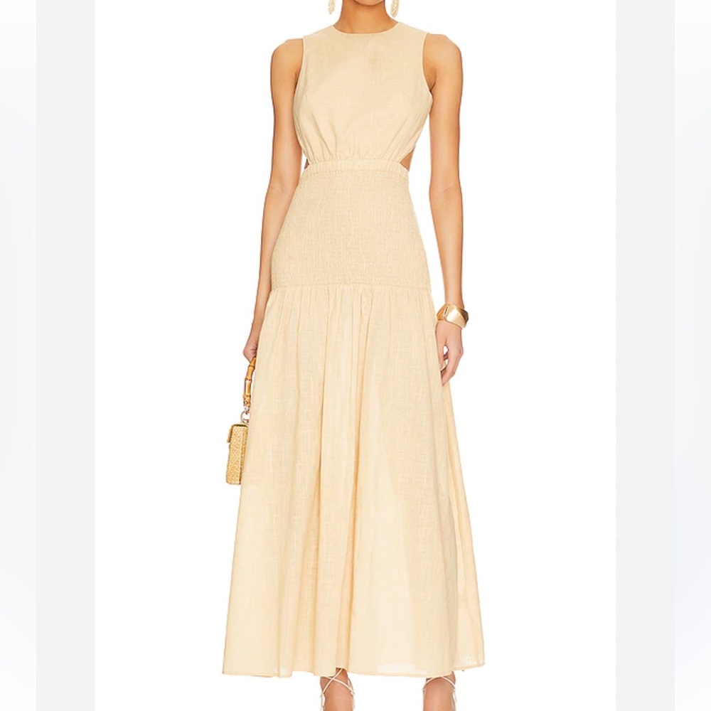 Elegant Sleeveless Beige Maxi Dress